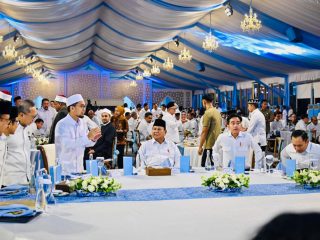Momentum Ramadan, Presiden Prabowo Pererat Kebersamaan dengan Kabinet Merah Putih