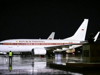 Presiden Prabowo Bertolak ke Thailand untuk Kunjungan Resmi