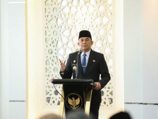 Bupati Tanah Bumbu Lantik 12 Pejabat, Tegaskan Tak Ada Jual Beli Jabatan